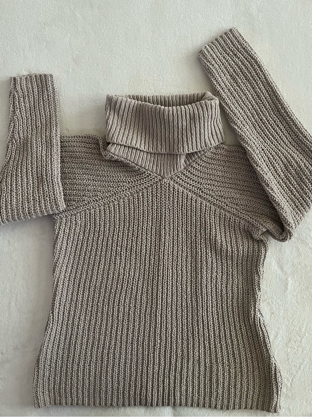 Generation K Ribbed Turtleneck Sweater - Taupe XS